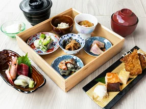 东京八重洲鲜肉鲜鱼刺身与豆皿料理餐厅 粹刺 1